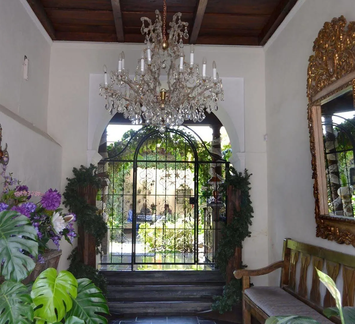 Hotel La Catedral Antigua