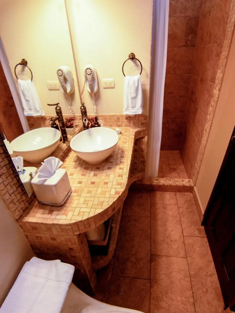 Hotel La Catedral Antigua